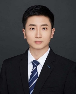 李佳男